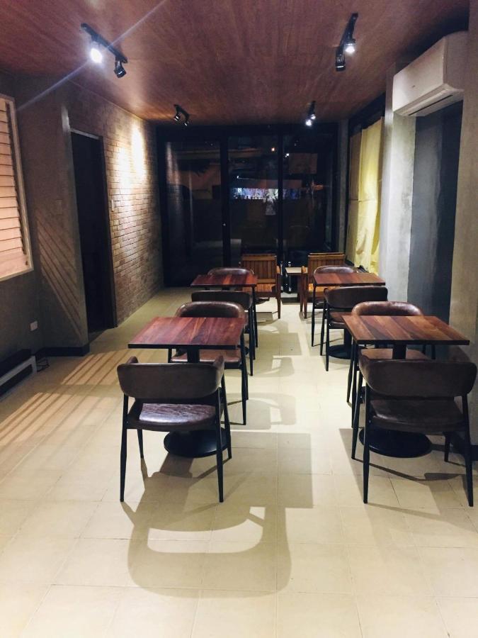 The Hub District Garden Suites Pasay Ngoại thất bức ảnh
